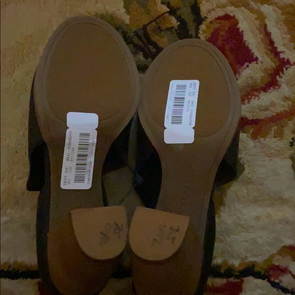 Lucky Brand Junai Leather Sandals. - Picture 6 of 14